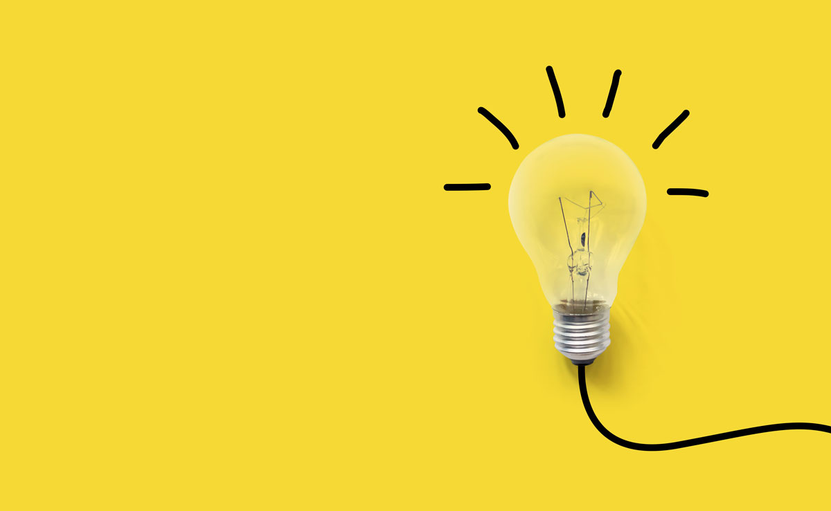Glühlampe auf gelbem Hintergrund: Projekt "Hessen bekämpft Energiearmut" 