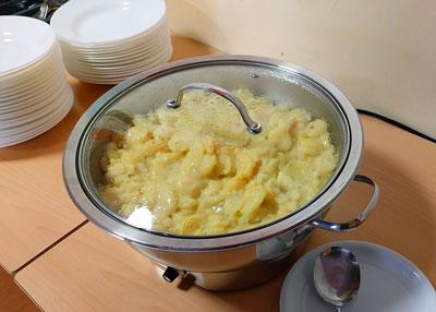 Topf mit Kartoffelgemüse