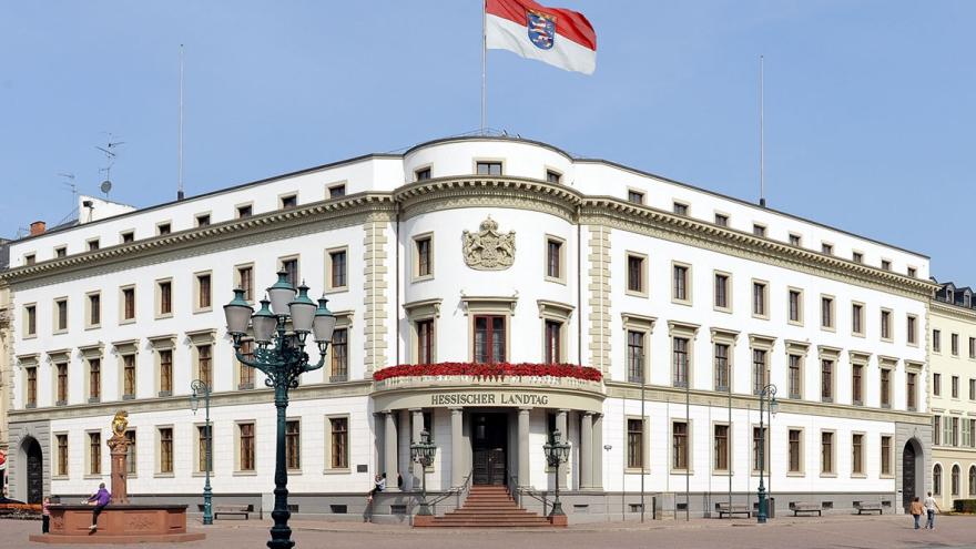 Fassade des Wiesbadener Stadtschlosses, Hessischer Landtag 